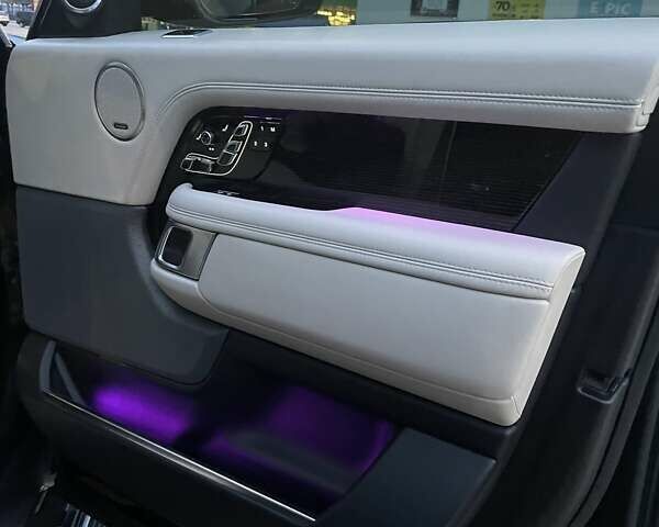 Чорний Ленд Ровер Рендж Ровер, об'ємом двигуна 4.37 л та пробігом 89 тис. км за 85800 $, фото 31 на Automoto.ua