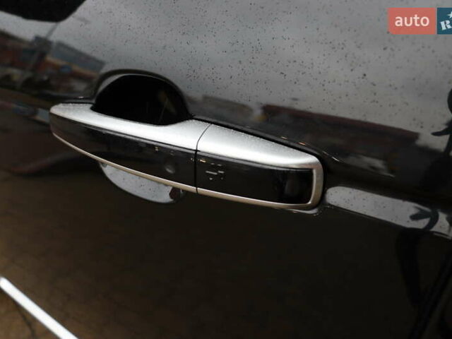 Чорний Ленд Ровер Рендж Ровер, об'ємом двигуна 3 л та пробігом 129 тис. км за 63900 $, фото 11 на Automoto.ua