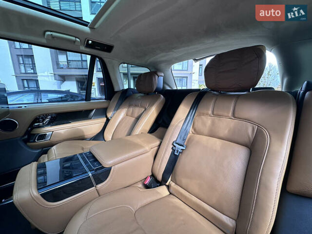 Черный Ленд Ровер Рендж Ровер, объемом двигателя 4.37 л и пробегом 260 тыс. км за 63000 $, фото 34 на Automoto.ua