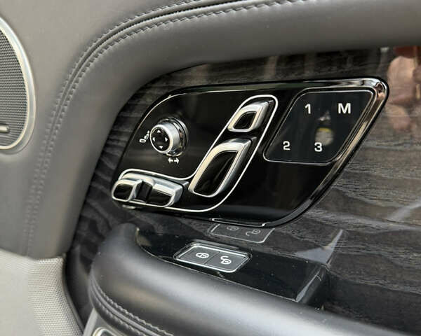 Чорний Ленд Ровер Рендж Ровер, об'ємом двигуна 4.37 л та пробігом 172 тис. км за 65500 $, фото 34 на Automoto.ua