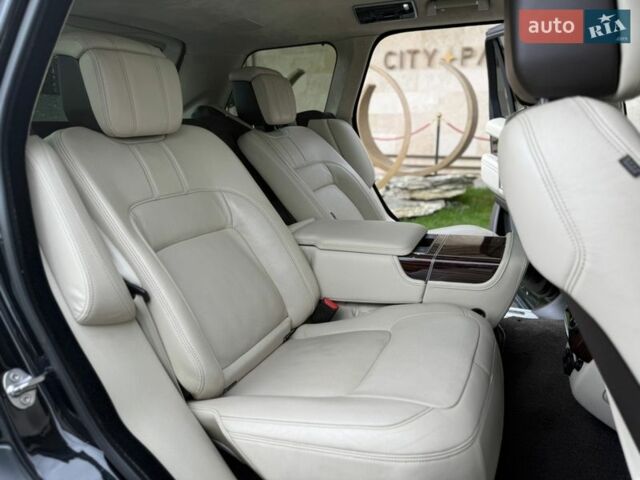 Черный Ленд Ровер Рендж Ровер, объемом двигателя 4.4 л и пробегом 91 тыс. км за 72990 $, фото 67 на Automoto.ua