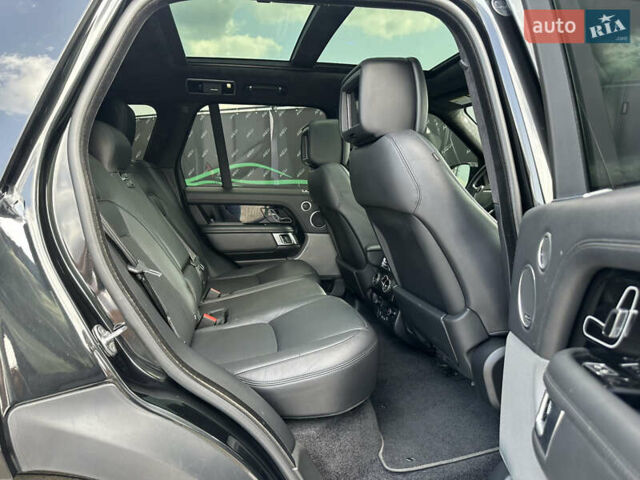 Ленд Ровер Рендж Ровер 2018 в Киеве на Automoto.ua Черный Ленд Ровер Рендж Ровер, объемом двигателя 5 л и пробегом 134 тыс. км за 55500 $, фото 28 на Automoto.ua