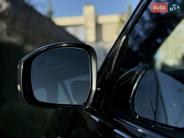 Чорний Ленд Ровер Рендж Ровер, об'ємом двигуна 2.99 л та пробігом 174 тис. км за 58900 $, фото 23 на Automoto.ua