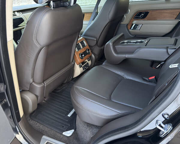 Черный Ленд Ровер Рендж Ровер, объемом двигателя 4.37 л и пробегом 155 тыс. км за 67000 $, фото 8 на Automoto.ua