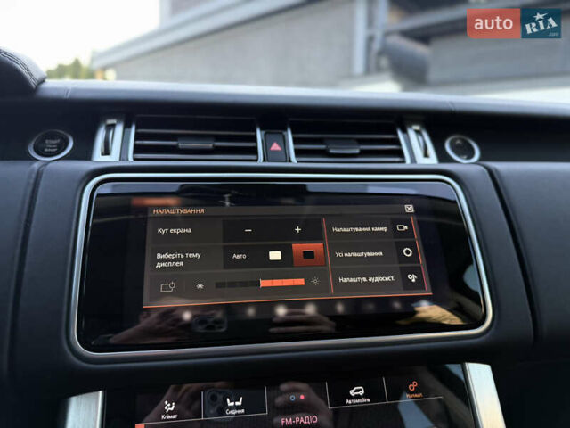 Чорний Ленд Ровер Рендж Ровер, об'ємом двигуна 2.99 л та пробігом 174 тис. км за 58900 $, фото 47 на Automoto.ua