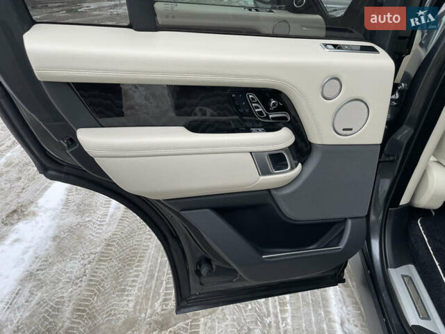 Чорний Ленд Ровер Рендж Ровер, об'ємом двигуна 5 л та пробігом 93 тис. км за 70000 $, фото 7 на Automoto.ua