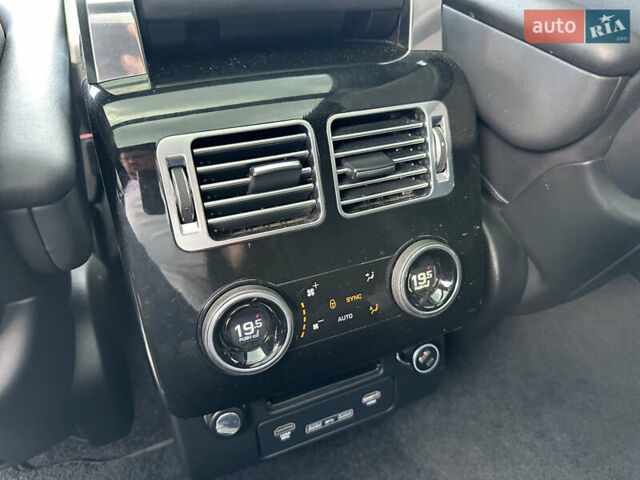 Ленд Ровер Рендж Ровер 2018 в Киеве на Automoto.ua Черный Ленд Ровер Рендж Ровер, объемом двигателя 5 л и пробегом 134 тыс. км за 55500 $, фото 19 на Automoto.ua