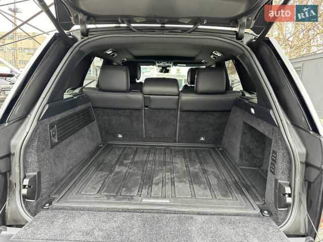 Чорний Ленд Ровер Рендж Ровер, об'ємом двигуна 4.37 л та пробігом 130 тис. км за 73500 $, фото 4 на Automoto.ua