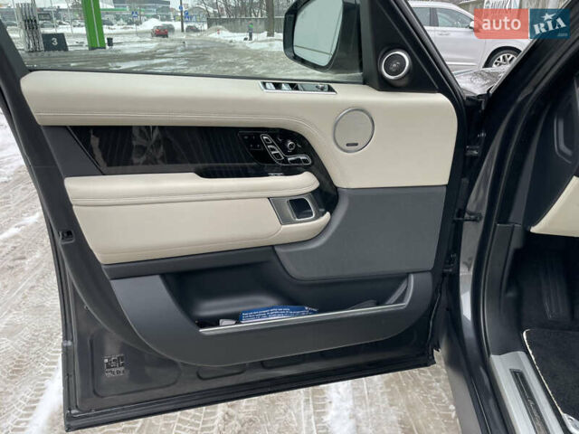 Чорний Ленд Ровер Рендж Ровер, об'ємом двигуна 5 л та пробігом 93 тис. км за 70000 $, фото 14 на Automoto.ua