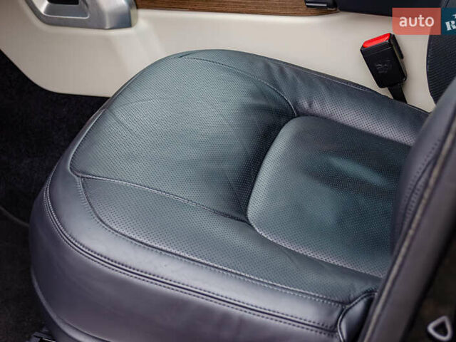 Чорний Ленд Ровер Рендж Ровер, об'ємом двигуна 2.99 л та пробігом 127 тис. км за 57000 $, фото 33 на Automoto.ua