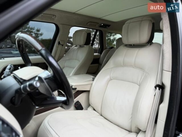 Черный Ленд Ровер Рендж Ровер, объемом двигателя 4.4 л и пробегом 91 тыс. км за 72990 $, фото 30 на Automoto.ua