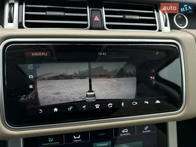 Чорний Ленд Ровер Рендж Ровер, об'ємом двигуна 3 л та пробігом 130 тис. км за 46500 $, фото 82 на Automoto.ua