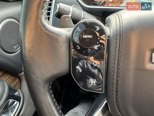 Чорний Ленд Ровер Рендж Ровер, об'ємом двигуна 5 л та пробігом 194 тис. км за 58000 $, фото 12 на Automoto.ua