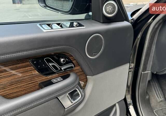 Ленд Ровер Рендж Ровер 2018 в Киеве на Automoto.ua Черный Ленд Ровер Рендж Ровер, объемом двигателя 3 л и пробегом 48 тыс. км за 50999 $, фото 18 на Automoto.ua