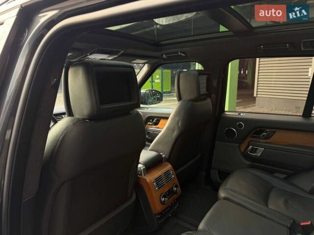 Чорний Ленд Ровер Рендж Ровер, об'ємом двигуна 2.99 л та пробігом 138 тис. км за 53990 $, фото 28 на Automoto.ua