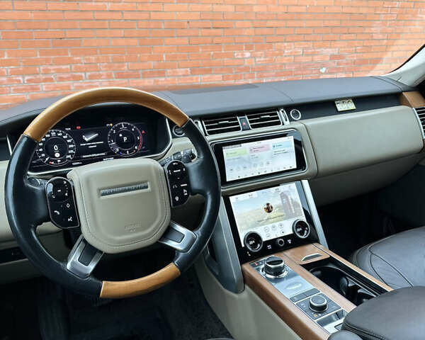 Черный Ленд Ровер Рендж Ровер, объемом двигателя 2.99 л и пробегом 122 тыс. км за 63000 $, фото 8 на Automoto.ua