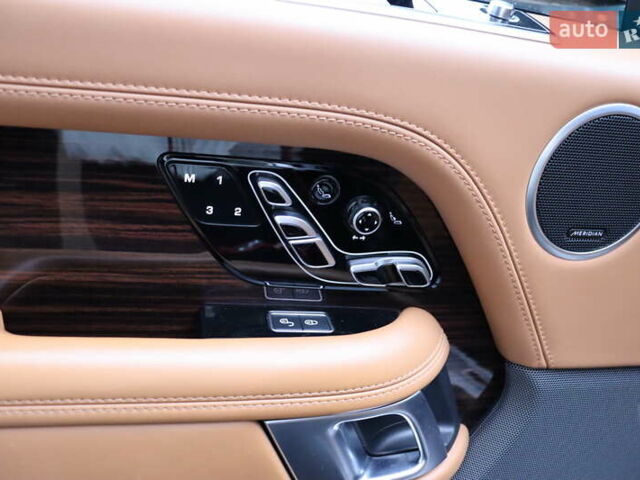 Чорний Ленд Ровер Рендж Ровер, об'ємом двигуна 3 л та пробігом 129 тис. км за 63900 $, фото 13 на Automoto.ua