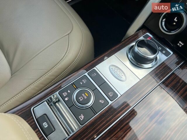 Черный Ленд Ровер Рендж Ровер, объемом двигателя 5 л и пробегом 161 тыс. км за 58500 $, фото 24 на Automoto.ua