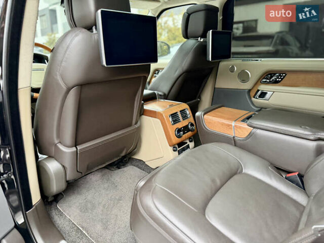 Черный Ленд Ровер Рендж Ровер, объемом двигателя 2.99 л и пробегом 200 тыс. км за 57000 $, фото 17 на Automoto.ua