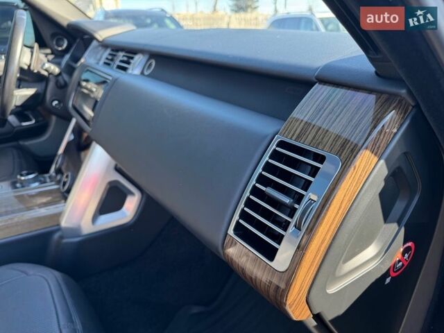 Чорний Ленд Ровер Рендж Ровер, об'ємом двигуна 5 л та пробігом 194 тис. км за 48900 $, фото 26 на Automoto.ua