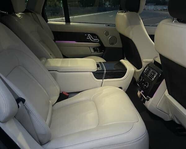 Чорний Ленд Ровер Рендж Ровер, об'ємом двигуна 4.37 л та пробігом 89 тис. км за 85800 $, фото 43 на Automoto.ua