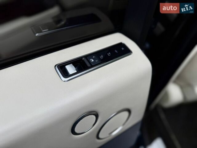 Черный Ленд Ровер Рендж Ровер, объемом двигателя 4.4 л и пробегом 91 тыс. км за 72990 $, фото 53 на Automoto.ua