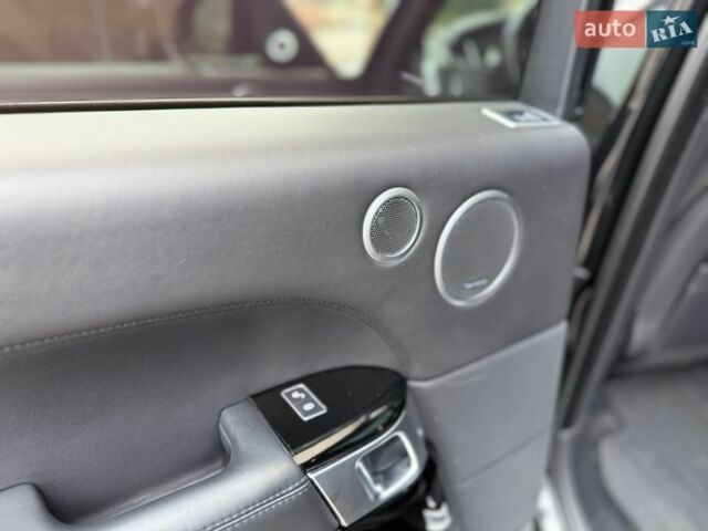 Черный Ленд Ровер Рендж Ровер, объемом двигателя 4.37 л и пробегом 3 тыс. км за 69999 $, фото 43 на Automoto.ua