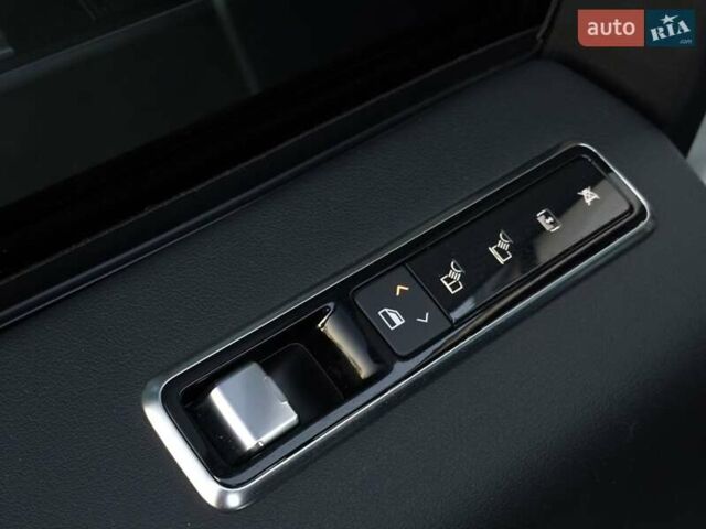 Чорний Ленд Ровер Рендж Ровер, об'ємом двигуна 2.99 л та пробігом 86 тис. км за 51500 $, фото 14 на Automoto.ua