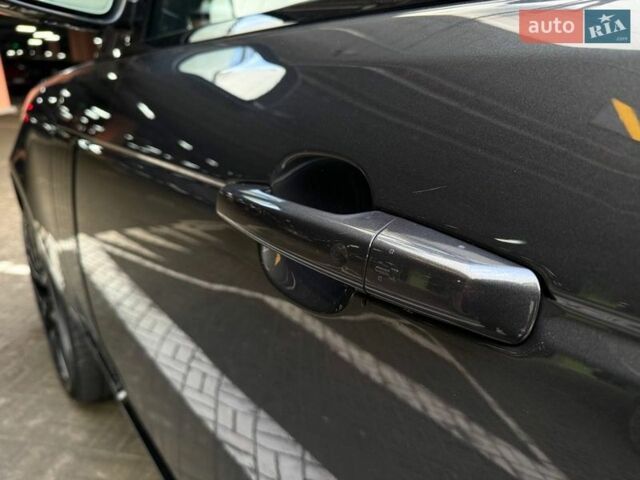 Чорний Ленд Ровер Рендж Ровер, об'ємом двигуна 2.99 л та пробігом 138 тис. км за 53990 $, фото 8 на Automoto.ua