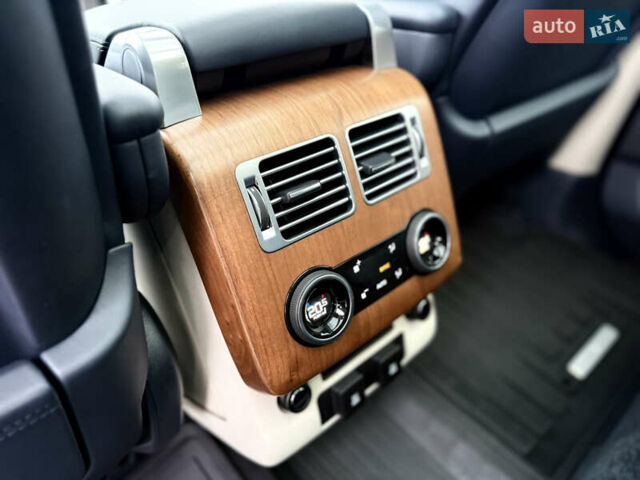 Черный Ленд Ровер Рендж Ровер, объемом двигателя 4.37 л и пробегом 81 тыс. км за 68000 $, фото 34 на Automoto.ua