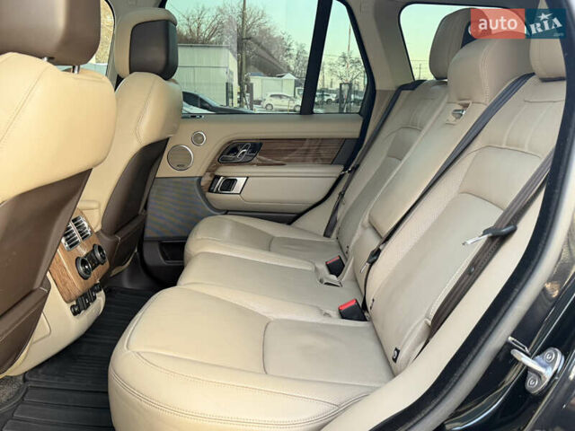 Чорний Ленд Ровер Рендж Ровер, об'ємом двигуна 3 л та пробігом 135 тис. км за 44999 $, фото 23 на Automoto.ua