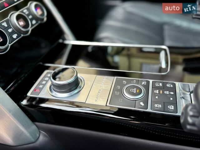 Черный Ленд Ровер Рендж Ровер, объемом двигателя 4.37 л и пробегом 3 тыс. км за 69999 $, фото 38 на Automoto.ua