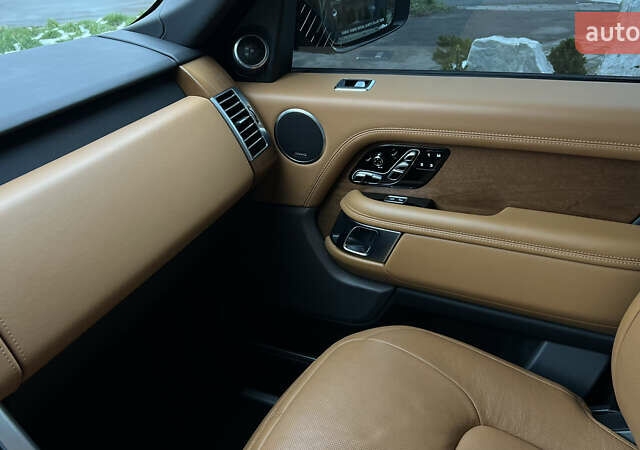 Черный Ленд Ровер Рендж Ровер, объемом двигателя 4.37 л и пробегом 90 тыс. км за 69000 $, фото 18 на Automoto.ua