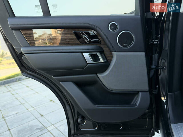 Чорний Ленд Ровер Рендж Ровер, об'ємом двигуна 2.99 л та пробігом 174 тис. км за 58900 $, фото 51 на Automoto.ua