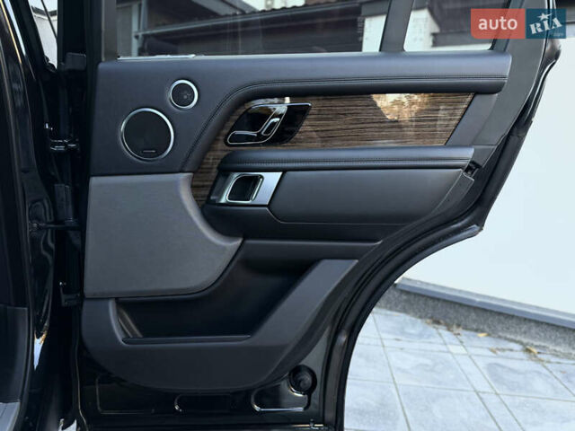 Чорний Ленд Ровер Рендж Ровер, об'ємом двигуна 2.99 л та пробігом 174 тис. км за 58900 $, фото 66 на Automoto.ua
