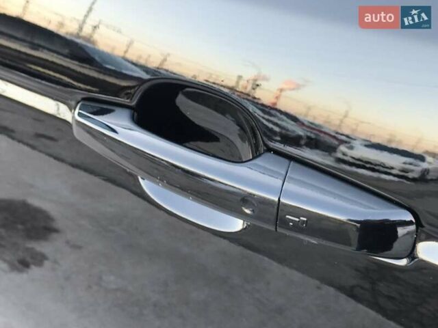 Чорний Ленд Ровер Рендж Ровер, об'ємом двигуна 2.99 л та пробігом 86 тис. км за 51500 $, фото 10 на Automoto.ua