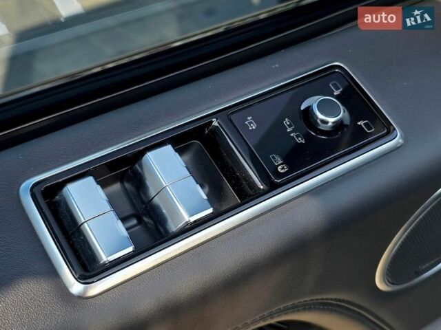 Чорний Ленд Ровер Рендж Ровер, об'ємом двигуна 4.37 л та пробігом 154 тис. км за 69999 $, фото 39 на Automoto.ua