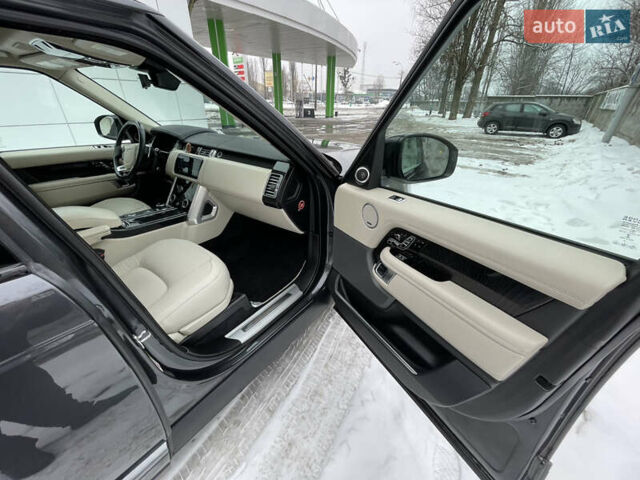 Чорний Ленд Ровер Рендж Ровер, об'ємом двигуна 5 л та пробігом 93 тис. км за 70000 $, фото 16 на Automoto.ua