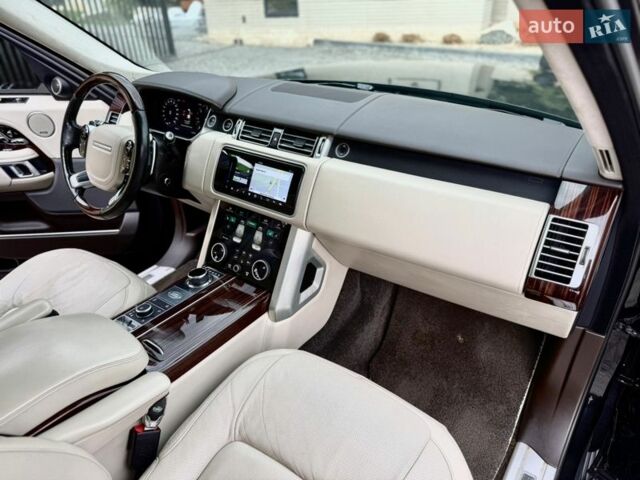 Черный Ленд Ровер Рендж Ровер, объемом двигателя 4.4 л и пробегом 91 тыс. км за 72990 $, фото 72 на Automoto.ua