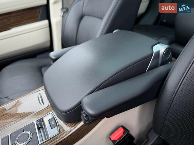 Чорний Ленд Ровер Рендж Ровер, об'ємом двигуна 2.99 л та пробігом 132 тис. км за 52900 $, фото 41 на Automoto.ua