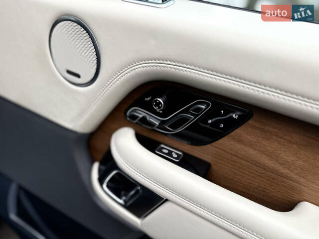 Черный Ленд Ровер Рендж Ровер, объемом двигателя 4.37 л и пробегом 81 тыс. км за 68000 $, фото 43 на Automoto.ua