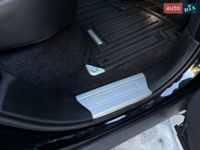 Чорний Ленд Ровер Рендж Ровер, об'ємом двигуна 2.99 л та пробігом 174 тис. км за 58900 $, фото 68 на Automoto.ua