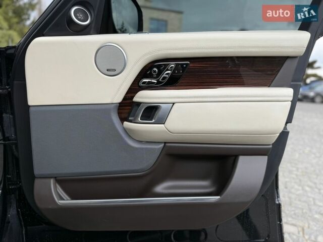 Черный Ленд Ровер Рендж Ровер, объемом двигателя 4.4 л и пробегом 91 тыс. км за 72990 $, фото 68 на Automoto.ua