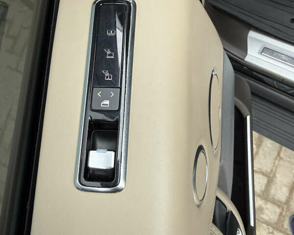 Черный Ленд Ровер Рендж Ровер, объемом двигателя 4.37 л и пробегом 161 тыс. км за 70990 $, фото 10 на Automoto.ua