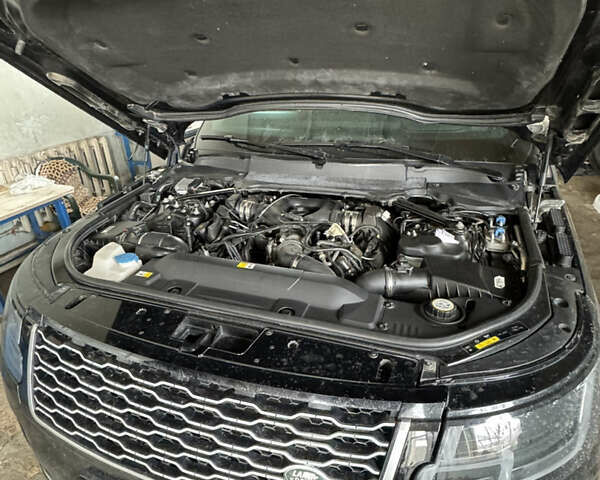 Черный Ленд Ровер Рендж Ровер, объемом двигателя 4.4 л и пробегом 103 тыс. км за 42000 $, фото 8 на Automoto.ua