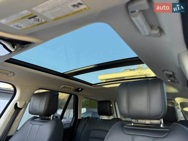 Чорний Ленд Ровер Рендж Ровер, об'ємом двигуна 2.99 л та пробігом 174 тис. км за 58900 $, фото 30 на Automoto.ua