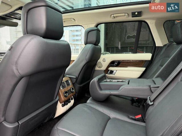 Чорний Ленд Ровер Рендж Ровер, об'ємом двигуна 2.99 л та пробігом 132 тис. км за 52900 $, фото 46 на Automoto.ua