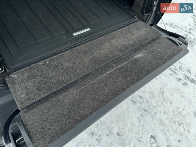 Чорний Ленд Ровер Рендж Ровер, об'ємом двигуна 3 л та пробігом 130 тис. км за 46500 $, фото 96 на Automoto.ua