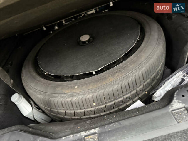 Черный Ленд Ровер Рендж Ровер, объемом двигателя 3 л и пробегом 117 тыс. км за 59500 $, фото 13 на Automoto.ua