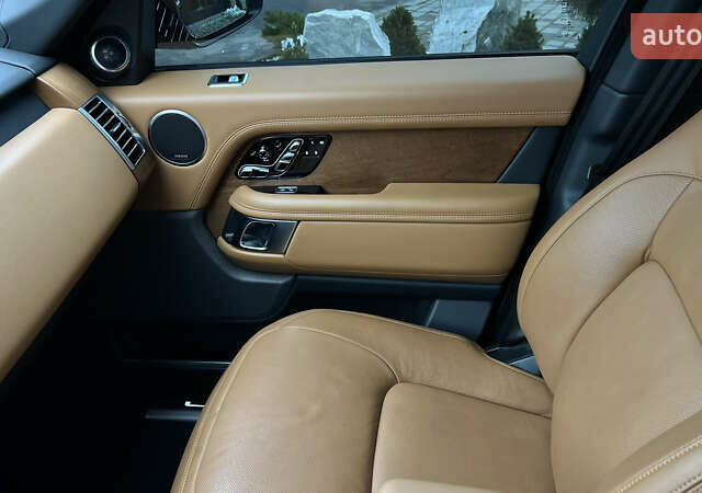 Черный Ленд Ровер Рендж Ровер, объемом двигателя 4.37 л и пробегом 90 тыс. км за 69000 $, фото 29 на Automoto.ua